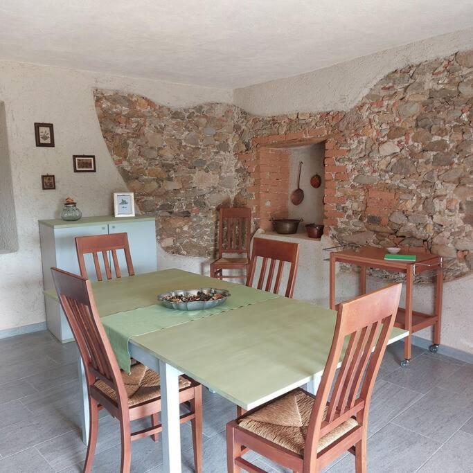 Istanti - Menta Apartment Costigliole Saluzzo Bagian luar foto